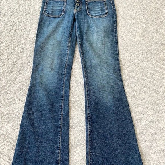Guess! Women Jeans for sale  ( size 24) - Picture 1 of 4